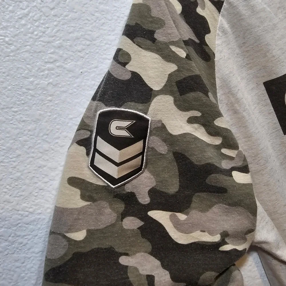 Home of the Brave Long Sleeve Camo T-Shirt‎ Men's Size XL